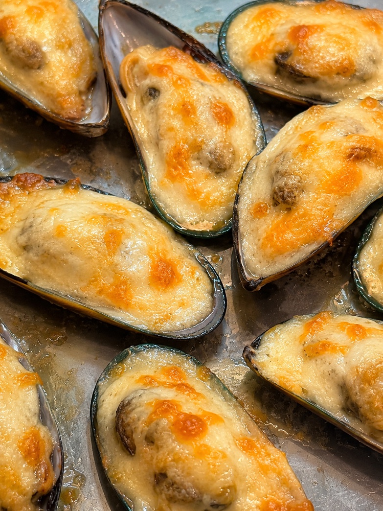 Cheese mussels